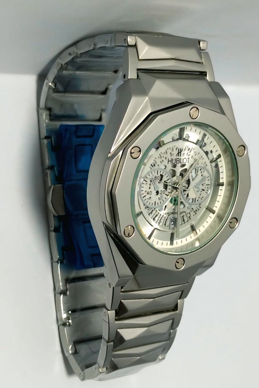 Hublot Silver Chrono – Classic Date Edition - Image 2