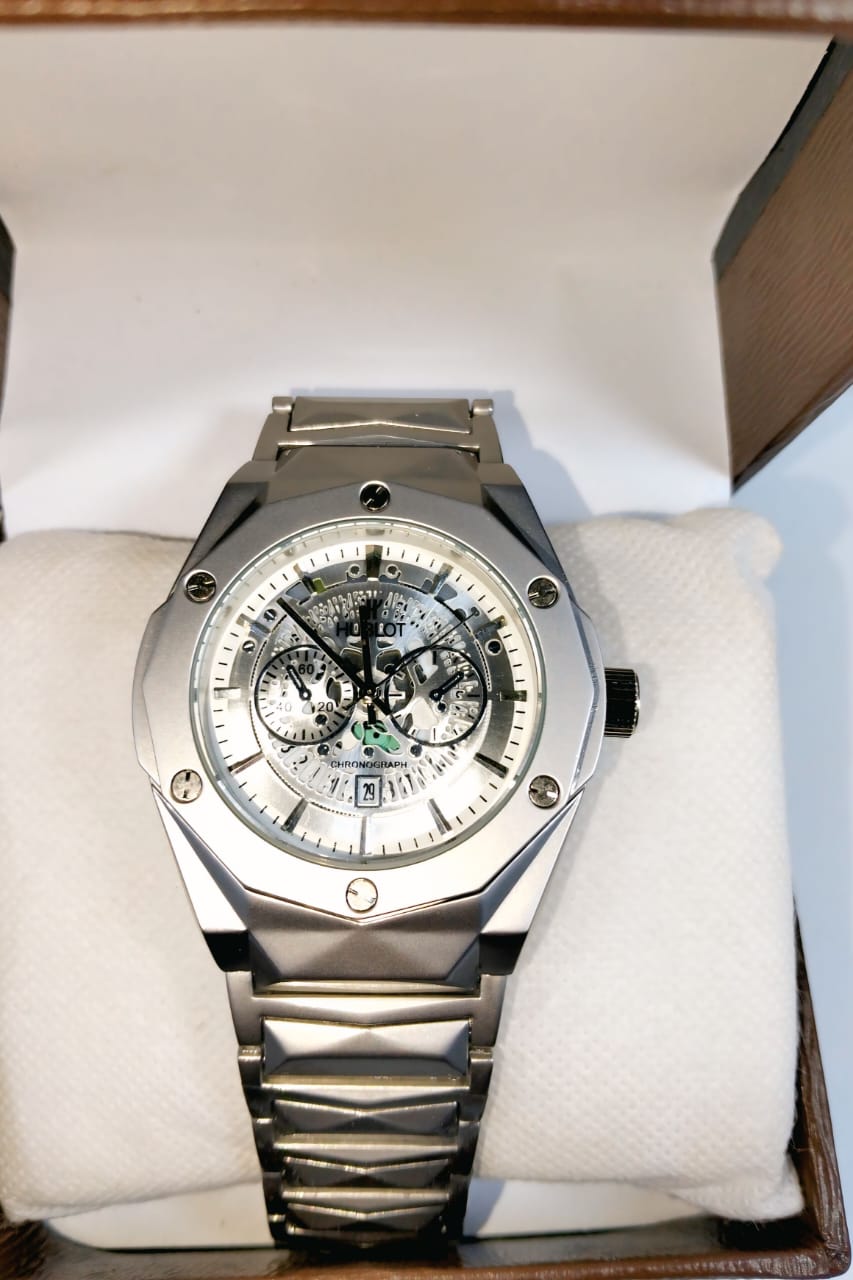 Hublot Silver Chrono – Classic Date Edition
